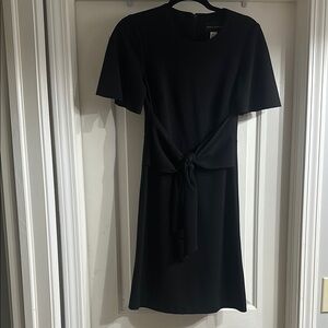 Donna Morgan Black Sheath Midi Dress